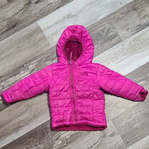 The North Face Infant Pink Jacket - Picture 1 of 4
